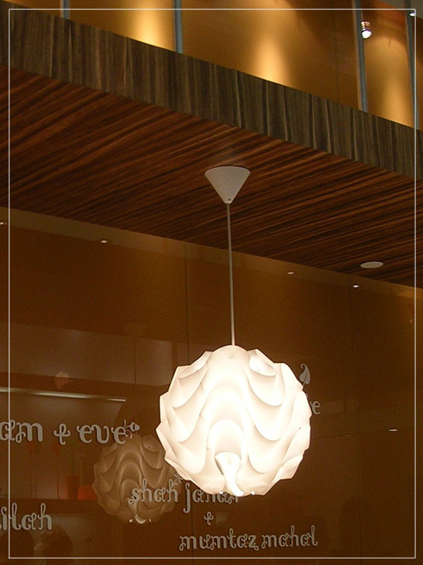 Modern Modular Pendant Lamp Shade Wave in a restaurant.