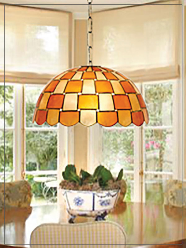 Pendant Tiffany Style lamp shades Wave in a living room